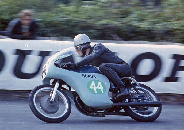 Gerald Plenderleith (Honda) 1966 Lightweight TT