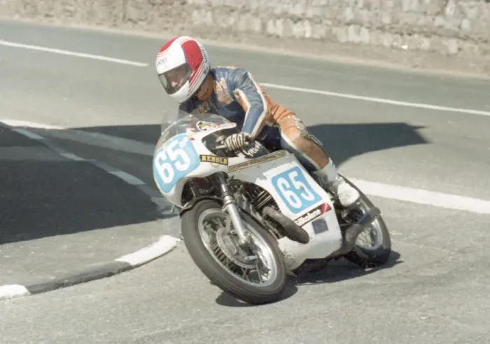 Framed Print : Gerry Jenkins (Greeves) 1989 Junior Classic TT Framed Print : Gerry Jenkins (Greeves) 1989 Junior Classic TT