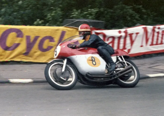 Framed Print : Giacomo Agostini (MV) 1965 Senior TT