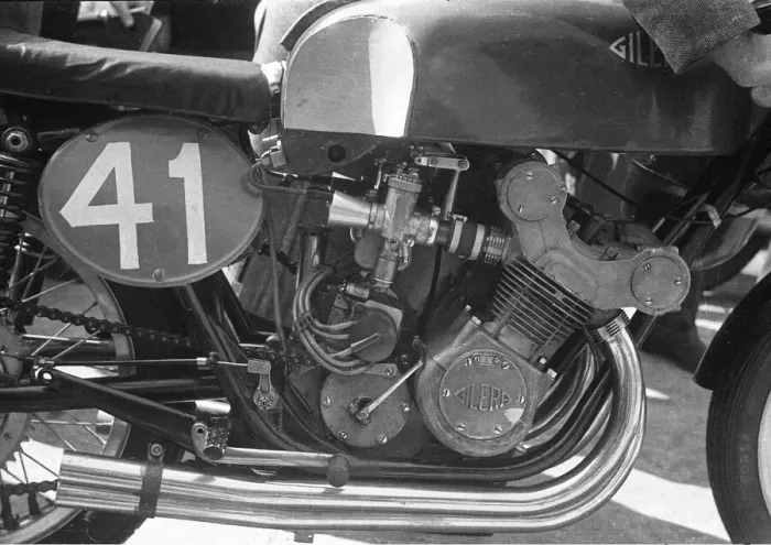 Framed Print : Gilera, 1953 Senior TT
