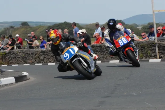 Framed Print : Glenn Harrison (Suzuki) and Jez Hill (Honda) 2011 Southern 100 Framed Print : Glenn Harrison (Suzuki) and Jez Hill (Honda) 2011 Southern 100