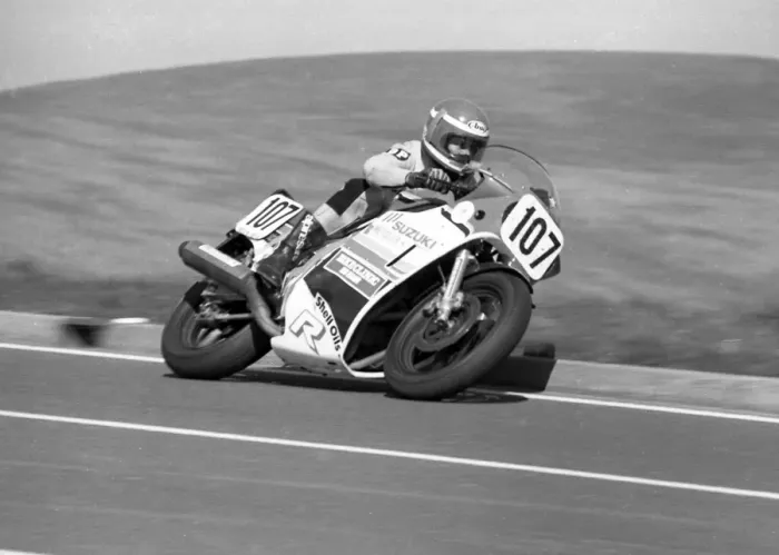 Framed Print : Glenn Williams (Suzuki) 1985 Formula One TT Framed Print : Glenn Williams (Suzuki) 1985 Formula One TT