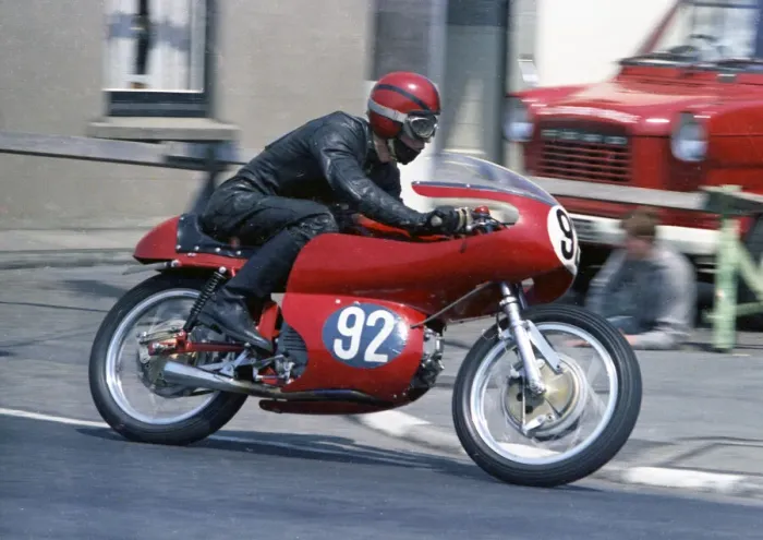 Framed Print : Godfrey Benson (Aermacchi) 1967 Junior TT Framed Print : Godfrey Benson (Aermacchi) 1967 Junior TT