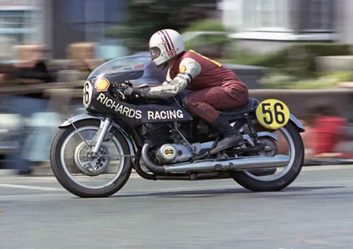 Framed Print : Godfrey Benson (Suzuki) 1973 Senior TT Framed Print : Godfrey Benson (Suzuki) 1973 Senior TT