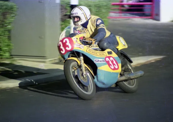 Framed Print : Godfrey Benson (Yamaha) 1976 Production TT Framed Print : Godfrey Benson (Yamaha) 1976 Production TT