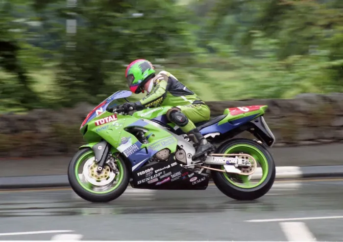 Framed Print : Gordon Blackley (Kawasaki) 2000 Production TT Framed Print : Gordon Blackley (Kawasaki) 2000 Production TT