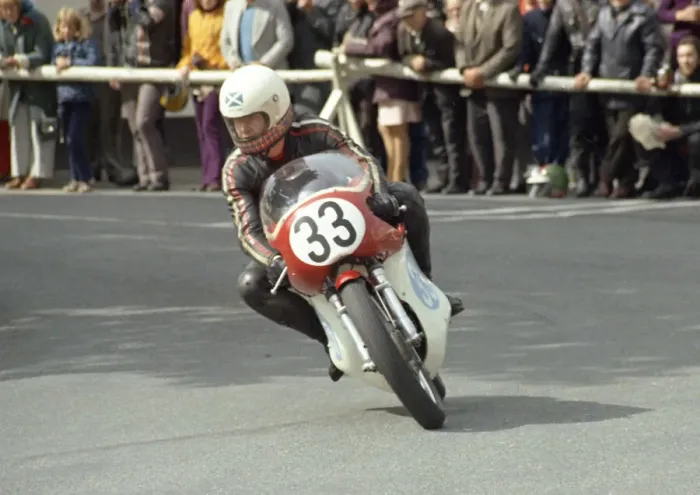 Framed Print : Gordon Craig (Aermacchi) 1974 Junior Manx Grand Prix Framed Print : Gordon Craig (Aermacchi) 1974 Junior Manx Grand Prix