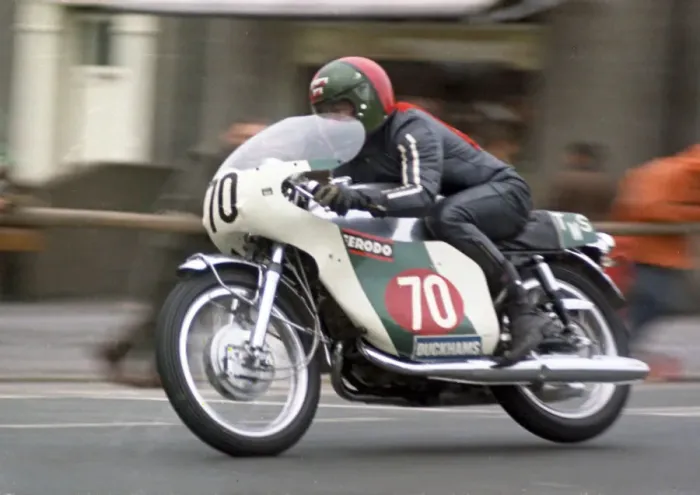 Framed Print : Gordon Daniels (Suzuki) 1971 Production TT Framed Print : Gordon Daniels (Suzuki) 1971 Production TT