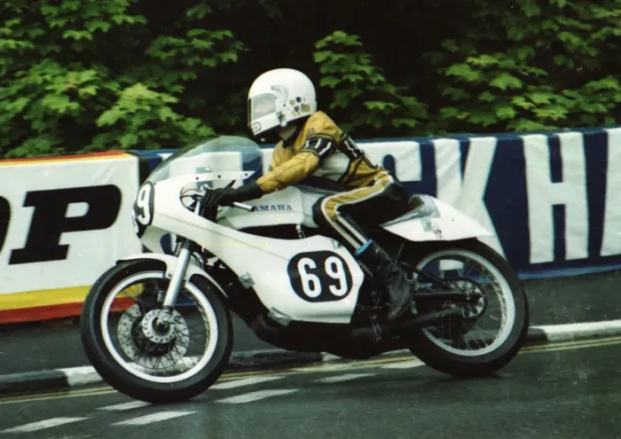 Framed Print : Gordon Jones (Yamaha) 1980 Formula Three TT Framed Print : Gordon Jones (Yamaha) 1980 Formula Three TT