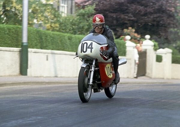 Gordon Keith (Velocette Metisse) 1970 Senior TT