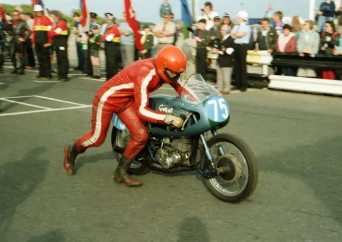 Framed Print : Gordon Morss (Greeves) 1984 Historic TT
