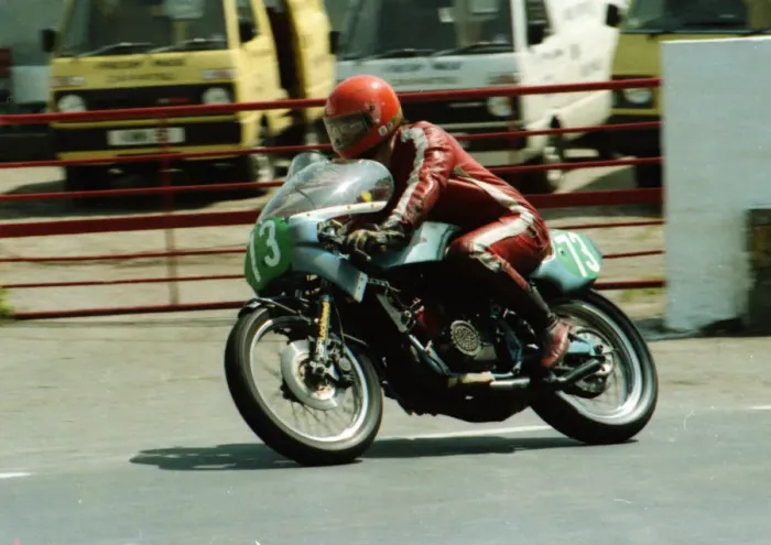 Framed Print : Gordon Morss (Yamaha) 1984 Junior TT Framed Print : Gordon Morss (Yamaha) 1984 Junior TT