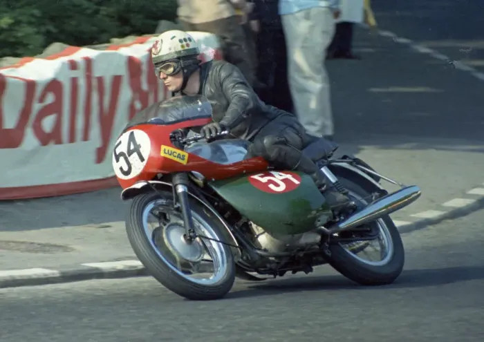 Framed Print : Gordon Pantall (Triumph) 1970 Production TT Framed Print : Gordon Pantall (Triumph) 1970 Production TT