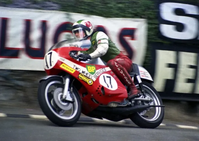 Framed Print : Gordon Pantall (TWS Suzuki) 1974 Formula 750 TT Framed Print : Gordon Pantall (TWS Suzuki) 1974 Formula 750 TT