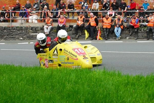 Gordon Shand & Phil Hyde (Shand Suzuki) 2013 Sidecar TT