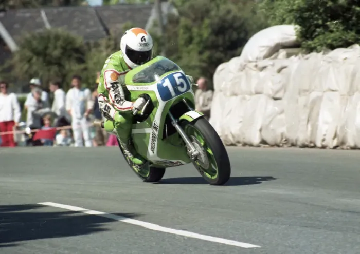Framed Print : Graeme McGregor (Kawasaki) 1989 Junior TT Framed Print : Graeme McGregor (Kawasaki) 1989 Junior TT