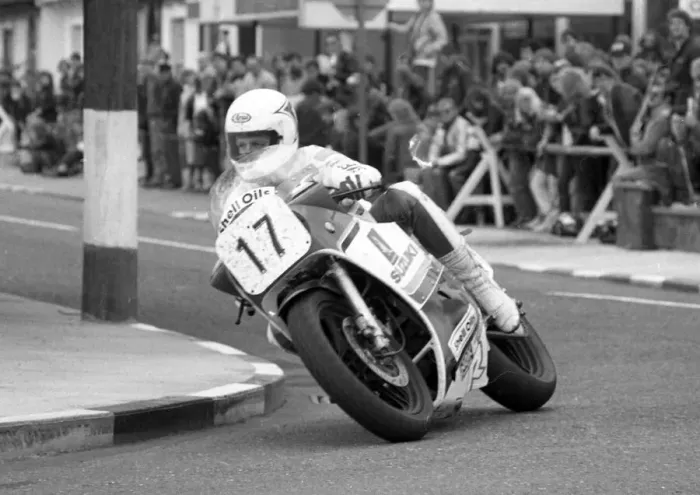 Framed Print : Graeme McGregor (Suzuki) 1986 Formula One TT Framed Print : Graeme McGregor (Suzuki) 1986 Formula One TT