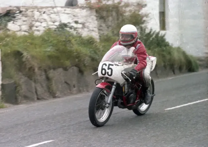 Framed Print : Graham Heath (Yamaha) 1980 Junior Manx Grand Prix Framed Print : Graham Heath (Yamaha) 1980 Junior Manx Grand Prix