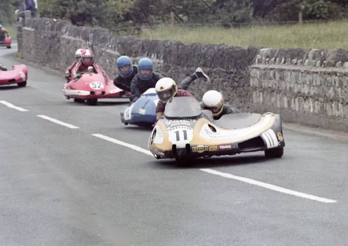Framed Print : Graham Hilditch & Tony Dalton (Yamaha) 1982 Southern 100 Framed Print : Graham Hilditch & Tony Dalton (Yamaha) 1982 Southern 100