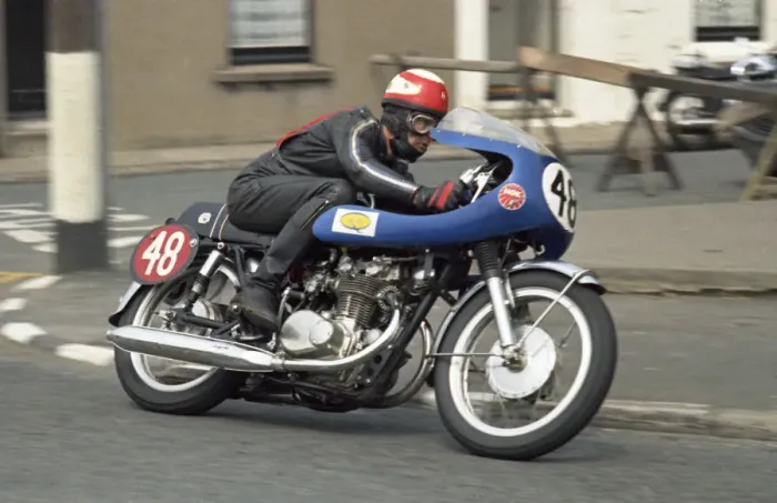 Framed Print : Graham Penny (Honda) 1971 Production TT Framed Print : Graham Penny (Honda) 1971 Production TT