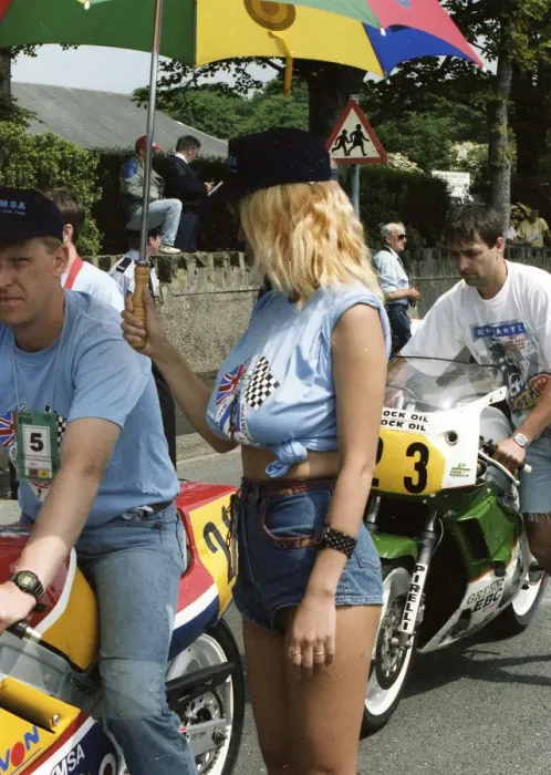 Framed Print : Grant Goodings Brolly Dolly 1992 Supersport 600 TT Framed Print : Grant Goodings Brolly Dolly 1992 Supersport 600 TT