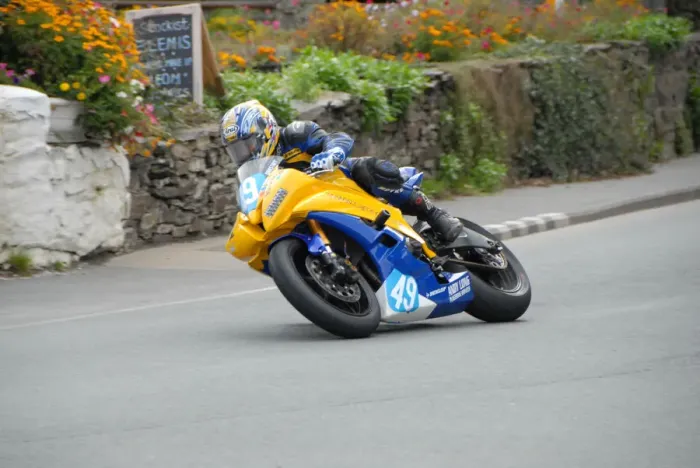 Framed Print : Grant Wagstaff (Yamaha) 2009 Junior Manx Grand Prix Framed Print : Grant Wagstaff (Yamaha) 2009 Junior Manx Grand Prix