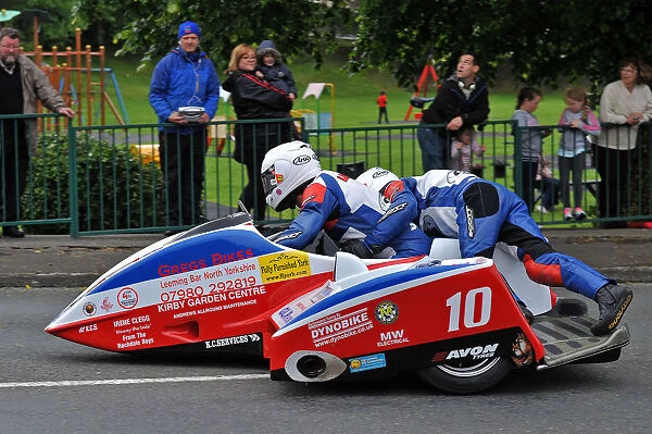 Greg Lambert & Kenny Cole (Honda GLR) 2014 Sidecar TT