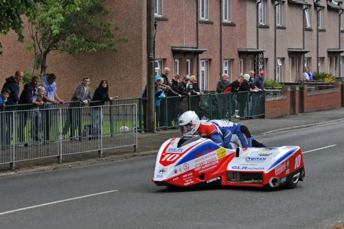 Framed Print : Greg Lambert & Kenny Cole (Honda GLR) 2014 Sidecar TT Framed Print : Greg Lambert & Kenny Cole (Honda GLR) 2014 Sidecar TT