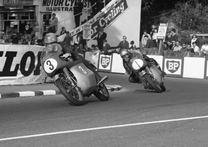 Framed Print : Griff Jenkins & Paul Smart (Dunstall Dominator) 1967 Production TT Framed Print : Griff Jenkins & Paul Smart (Dunstall Dominator) 1967 Production TT