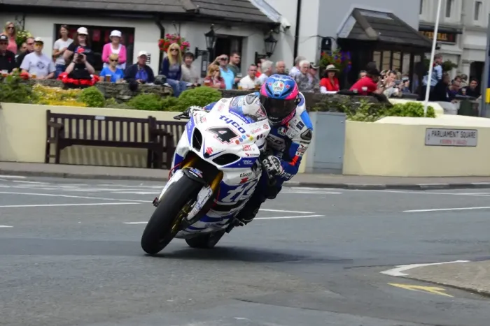 Framed Print : Guy Martin - 2014 Senior TT Framed Print : Guy Martin - 2014 Senior TT
