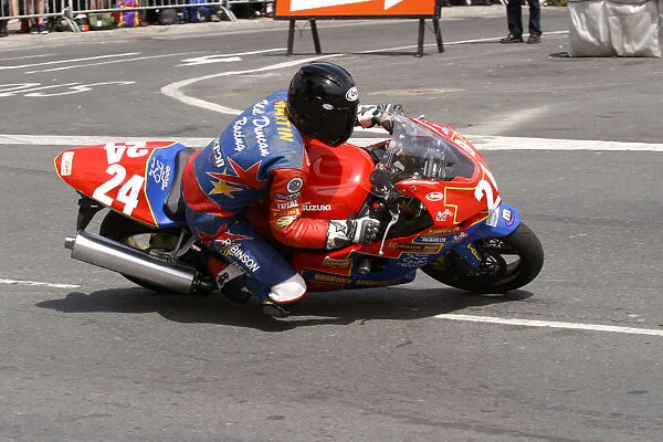 Guy Martin (Suzuki) 2004 Production 1000 TT