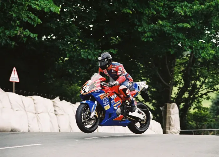 Framed Print : Guy Martin (Suzuki) 2004 Production 600 TT Framed Print : Guy Martin (Suzuki) 2004 Production 600 TT