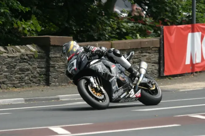 Framed Print : Guy Martin (Suzuki) 2011 Superbike TT Framed Print : Guy Martin (Suzuki) 2011 Superbike TT