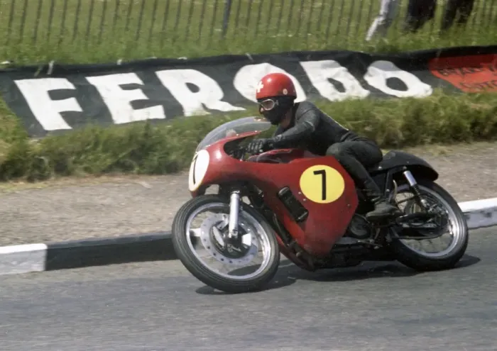 Framed Print : Gyula Marsovszky (Matchless) 1967 Senior TT Framed Print : Gyula Marsovszky (Matchless) 1967 Senior TT
