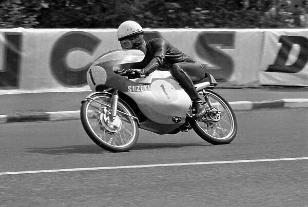 Hans Georg Anscheidt (Suzuki) 1967 50cc TT