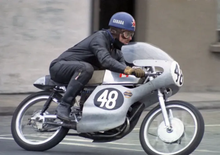 Framed Print : Harold Cosgrove (Foster Yamaha) 1969 Ultra Lightweight TT Framed Print : Harold Cosgrove (Foster Yamaha) 1969 Ultra Lightweight TT