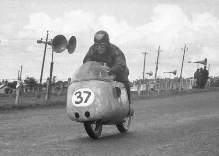 Framed Print : Harry Turner (Norton) 1956 Senior Ulster Grand Prix Framed Print : Harry Turner (Norton) 1956 Senior Ulster Grand Prix