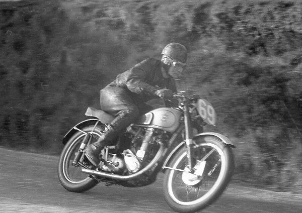 Harry Voice (BSA) 1952 Junior Clubman TT