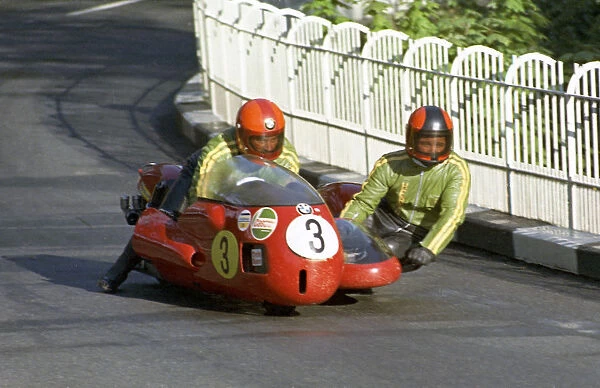 Heinz Luthrinhauser & Hermann Hahn (BMW) 1973 750 Sidecar TT