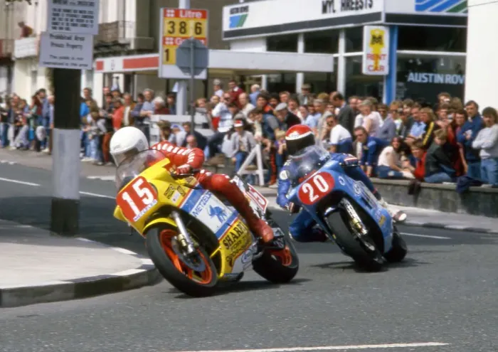 Framed Print : Helmut Dahne (Honda) & Brian Morrison (Suzuki) 1986 Production A TT Framed Print : Helmut Dahne (Honda) & Brian Morrison (Suzuki) 1986 Production A TT