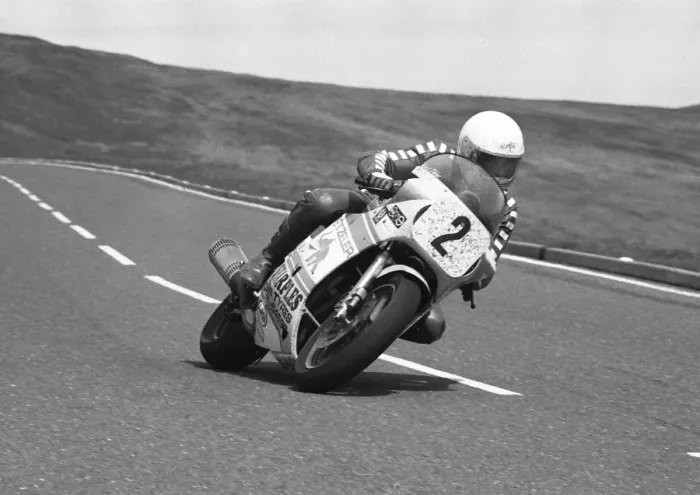 Framed Print : Helmut Dahne (Suzuki) 1986 Production B TT Framed Print : Helmut Dahne (Suzuki) 1986 Production B TT