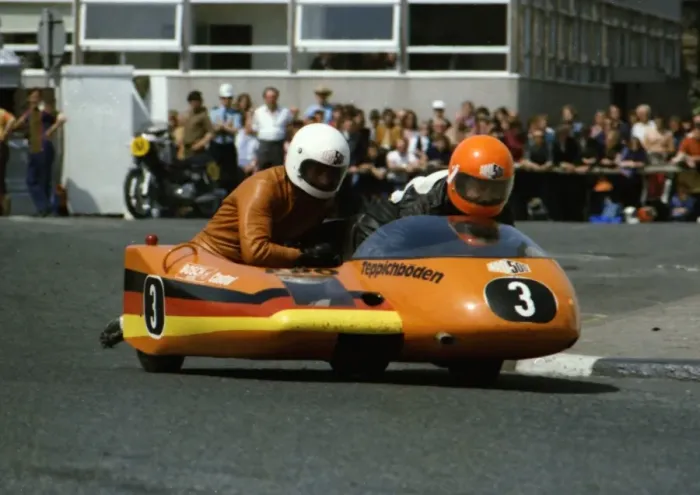 Framed Print : Helmut Schilling & Rainer Gundel (Aro) 1976 500 Sidecar TT Framed Print : Helmut Schilling & Rainer Gundel (Aro) 1976 500 Sidecar TT