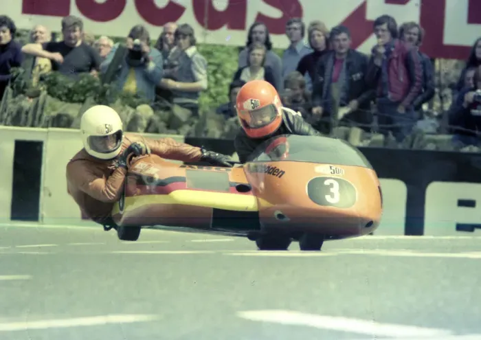 Framed Print : Helmut Schilling & Rainer Gundel (Aro) 1976 500 Sidecar TT Framed Print : Helmut Schilling & Rainer Gundel (Aro) 1976 500 Sidecar TT
