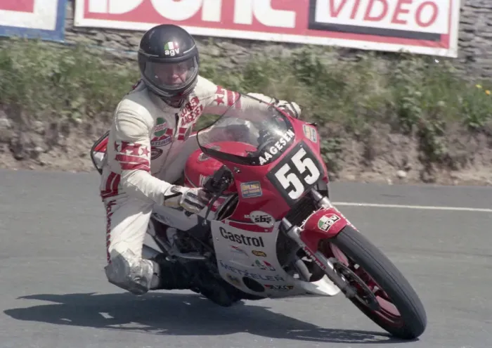 Framed Print : Henrik Ottesen (Yamaha) 1986 Formula Two TT