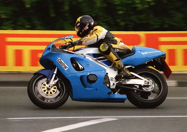 Henrik Voit (Suzuki) 1999 Production TT