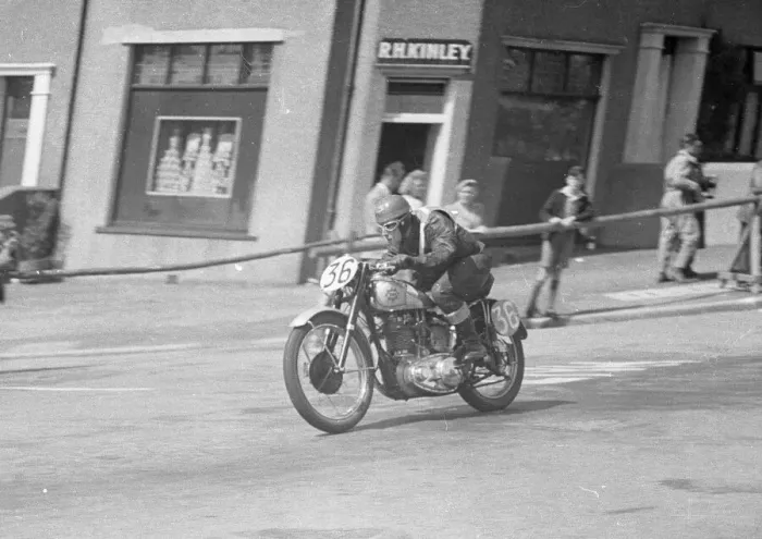 Framed Print : Henry Collier (BSA) 1952 Junior Clubman TT Framed Print : Henry Collier (BSA) 1952 Junior Clubman TT