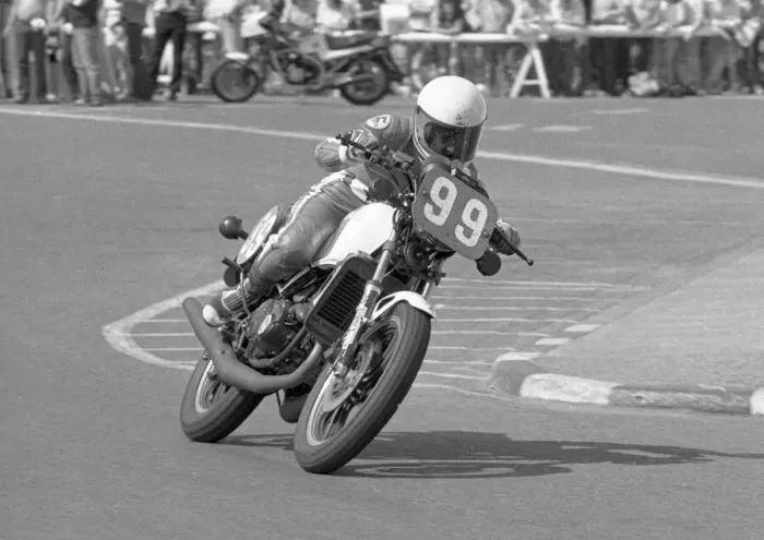Framed Print : Hillary Musson (Yamaha) 1984 Production TT Framed Print : Hillary Musson (Yamaha) 1984 Production TT
