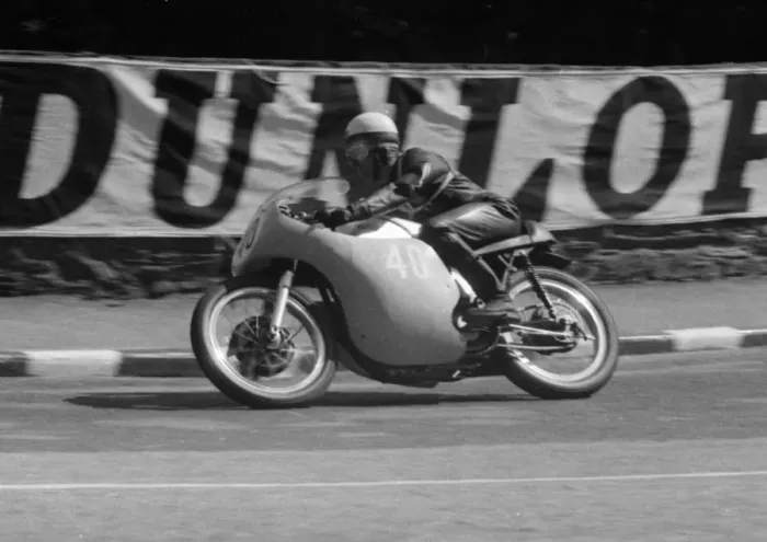Framed Print : Horst Kassner (Norton) 1959 Junior TT Framed Print : Horst Kassner (Norton) 1959 Junior TT