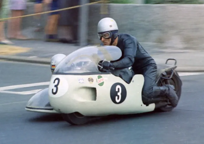 Framed Print : Horst Owesle & Julius Kremer (Munch URS) 1970 500 Sidecar TT Framed Print : Horst Owesle & Julius Kremer (Munch URS) 1970 500 Sidecar TT