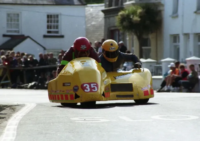 Framed Print : Howard Langham & Norman Elcock (Langyam) 1998 Sidecar TT Framed Print : Howard Langham & Norman Elcock (Langyam) 1998 Sidecar TT